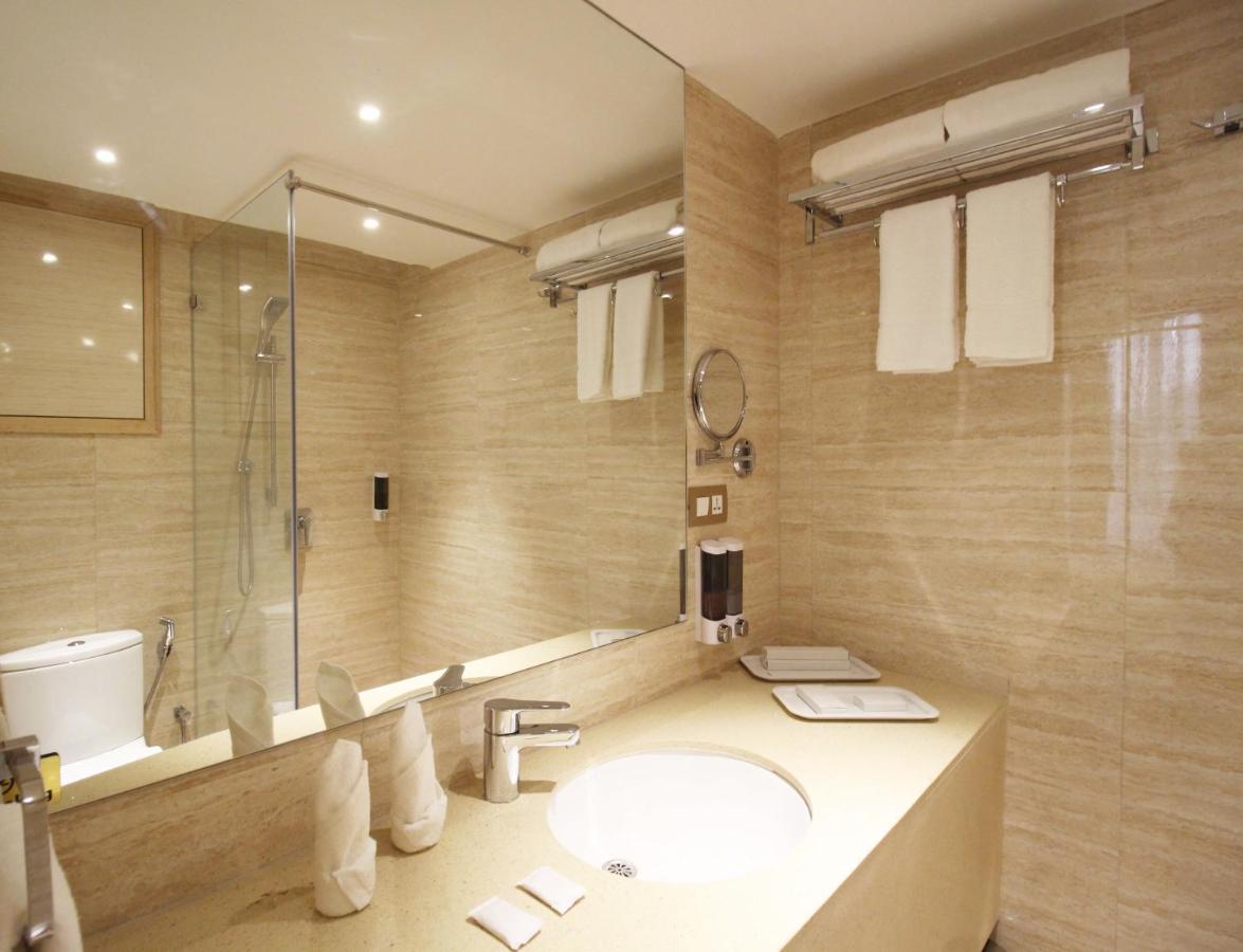 Hotel Jagadish International-Sankey Road Bangalore Dış mekan fotoğraf